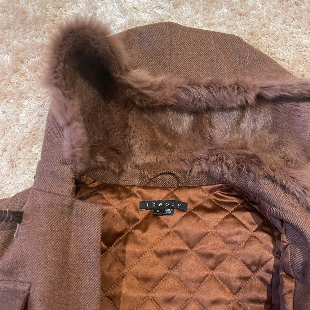 Theory size P super nice coat